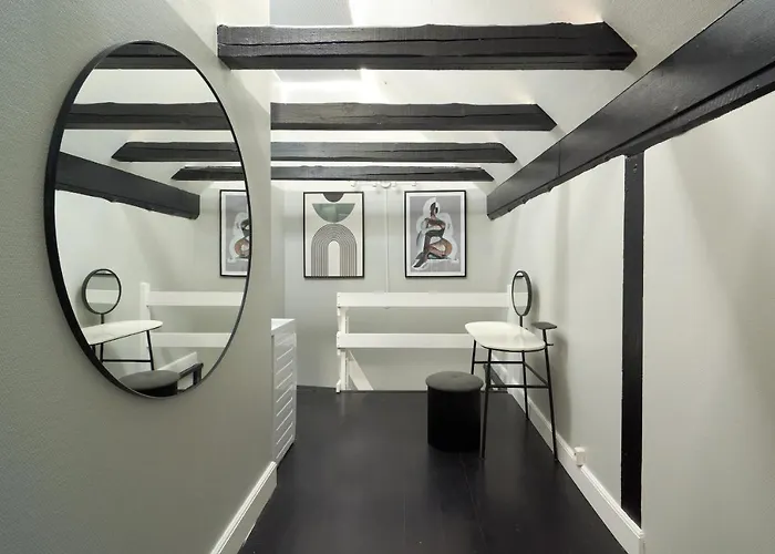 Unique 2 Bedroom Duplex W Exposed Beams In Cph Apartman Koppenhága